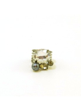 Ring with white stones
