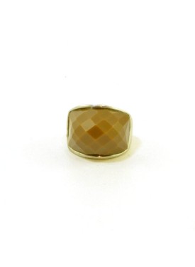 Ring with brown stone