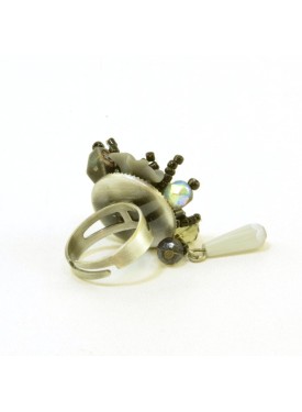 Ring with black stones